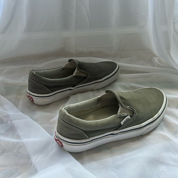 Grey slip on Vans - Picture 13 of 14